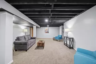 4979 W Dean Rd, Milwaukee, WI 53223 - Photo 20