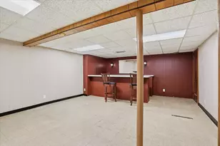 2177 S 80th St, West Allis, WI 53219 - Photo 26