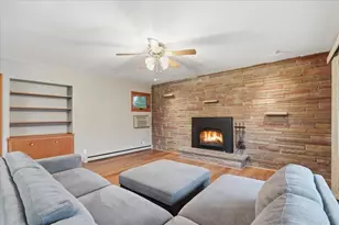 2177 S 80th St, West Allis, WI 53219 - Photo 6