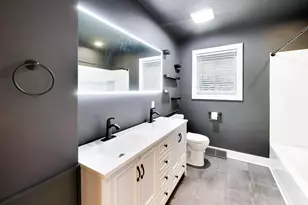 W1350 Honey Suckle Rd, Bloomfield, WI 53128 - Photo 18