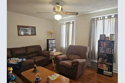 1218 S 10th St, Manitowoc, WI 54220 - Photo 10