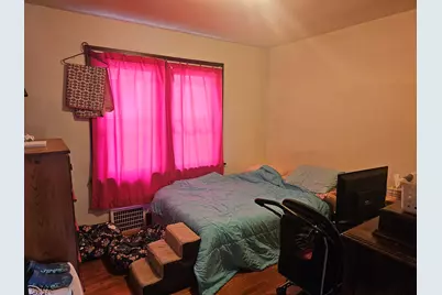 1218 S 10th St, Manitowoc, WI 54220 - Photo 6