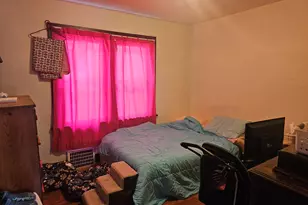 1218 S 10th St, Manitowoc, WI 54220 - Photo 6