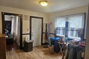 1218 S 10th St, Manitowoc, WI 54220 - Photo 4