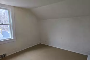 1218 S 10th St, Manitowoc, WI 54220 - Photo 12