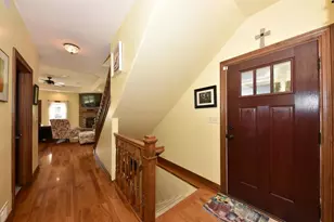 W269N2762 Lelah Ave, Pewaukee, WI 53072 - Photo 2