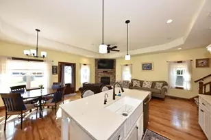 W269N2762 Lelah Ave, Pewaukee, WI 53072 - Photo 8