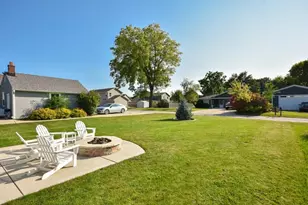 W269N2762 Lelah Ave, Pewaukee, WI 53072 - Photo 30