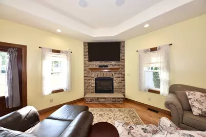 W269N2762  Lelah Ave, Pewaukee, WI 53072 - Photo 10