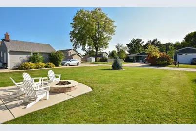 W269N2762  Lelah Ave, Pewaukee, WI 53072 - Photo 32