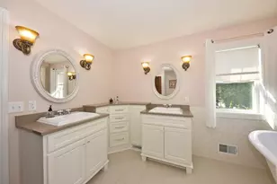 W269N2762 Lelah Ave, Pewaukee, WI 53072 - Photo 20