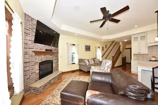 W269N2762 Lelah Ave, Pewaukee, WI 53072 - Photo 10