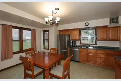 447 E Waterford Ave, Milwaukee, WI 53207 - Photo 2