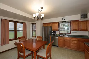 447 E Waterford Ave, Milwaukee, WI 53207 - Photo 2