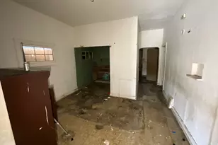 2450 W Keefe Ave, Milwaukee, WI 53206 - Photo 12