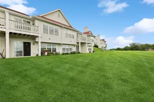 2152 Newbury Ln, Delavan, WI 53115 - Photo 14