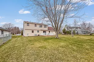 7236 S Hillendale Dr, Franklin, WI 53132 - Photo 34