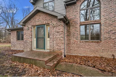 3127  Vinburn Rd, Bristol, WI 53590 - Photo 4