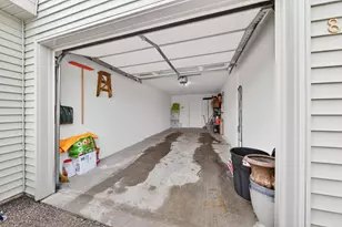 112 Market Square Dr, Wautoma, WI 54982 - Photo 24