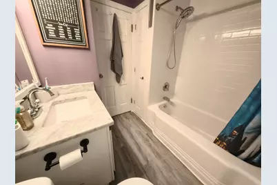 2420 S 62nd St, West Allis, WI 53219 - Photo 6
