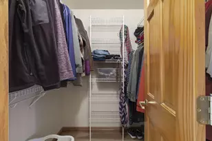 N80W17455 Robin Cir, Menomonee Falls, WI 53051 - Photo 16