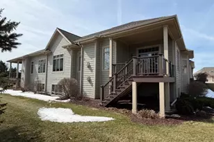 6837 W Greyhawk Ct, Franklin, WI 53132 - Photo 6