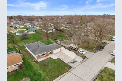 3525  Indian Trl, Racine, WI 53402 - Photo 12