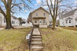 120 N Park Pl, Plymouth, WI 53073 - Photo 1