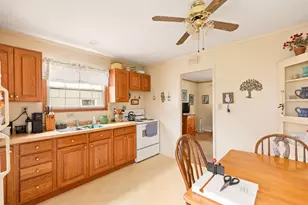 955 Lincoln Dr, West Bend, WI 53095 - Photo 6