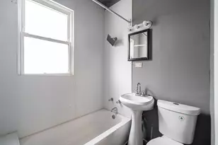 3127 W Garfield Ave, Milwaukee, WI 53208 - Photo 4