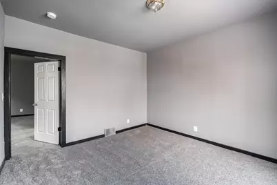 3127 W Garfield Ave #3129, Milwaukee, WI 53208 - Photo 24