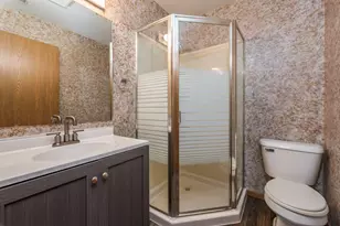 9950 11th Ave, Pleasant Prairie, WI 53158 - Photo 18