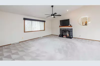9950  11th Ave, Pleasant Prairie, WI 53158 - Photo 6