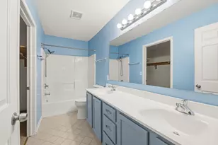 2424 Fox River Pkwy, Waukesha, WI 53189 - Photo 14