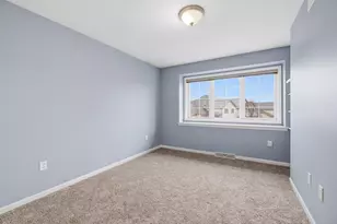 2424 Fox River Pkwy, Waukesha, WI 53189 - Photo 16