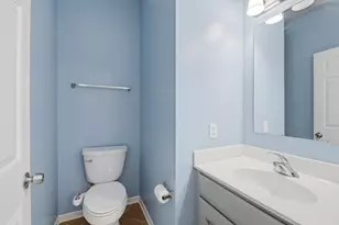 2424 Fox River Pkwy, Waukesha, WI 53189 - Photo 18