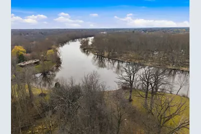 1633 W Eleanor Pl, Mequon, WI 53092 - Photo 60