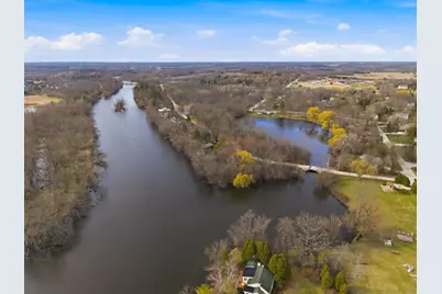 1633 W Eleanor Pl, Mequon, WI 53092 - Photo 62