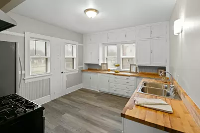 4607 N 42nd St, Milwaukee, WI 53209 - Photo 2