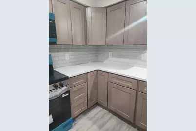 725  Sydney Dr, Racine, WI 53402 - Photo 4