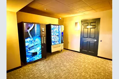 270 E Highland Ave #446, Milwaukee, WI 53202 - Photo 26