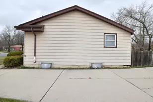 7362 N 38th St, Milwaukee, WI 53209 - Photo 22