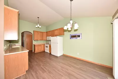 309  La Roche Ln, Belgium, WI 53004 - Photo 10