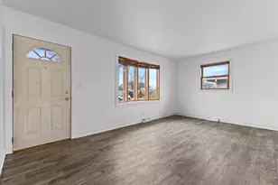 9317 Carol Ann Dr, Sturtevant, WI 53177 - Photo 10