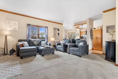 N66W13490  Crestwood Dr, Menomonee Falls, WI 53051 - Photo 10