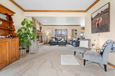 N66W13490  Crestwood Dr, Menomonee Falls, WI 53051 - Photo 8