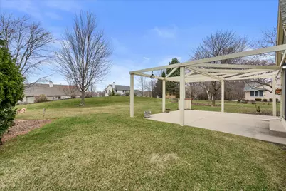 N66W13490  Crestwood Dr, Menomonee Falls, WI 53051 - Photo 38