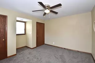 3209 Charles St, Racine, WI 53402 - Photo 16