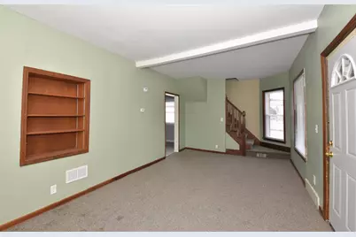 3209  Charles St, Racine, WI 53402 - Photo 4