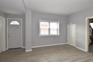 3209 Charles St, Racine, WI 53402 - Photo 10